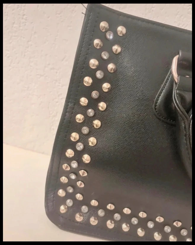 Large format Magic Bags black studded handbag – photo 3